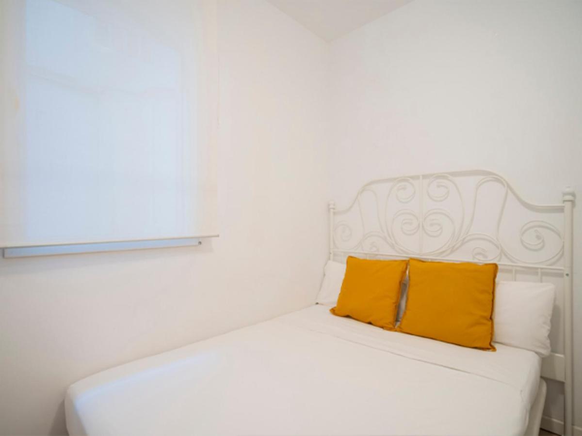 2 Bedroom Flat In La Latina-Carn Мадрид Экстерьер фото
